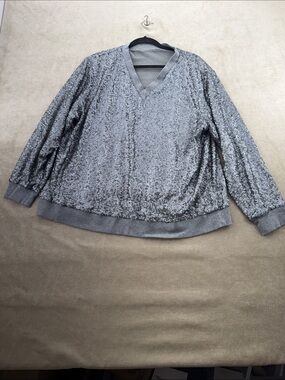 Source Unknown Silver Sequin V-Neck Pullover